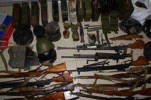 У злоумышленников был изъят арсенал оружия