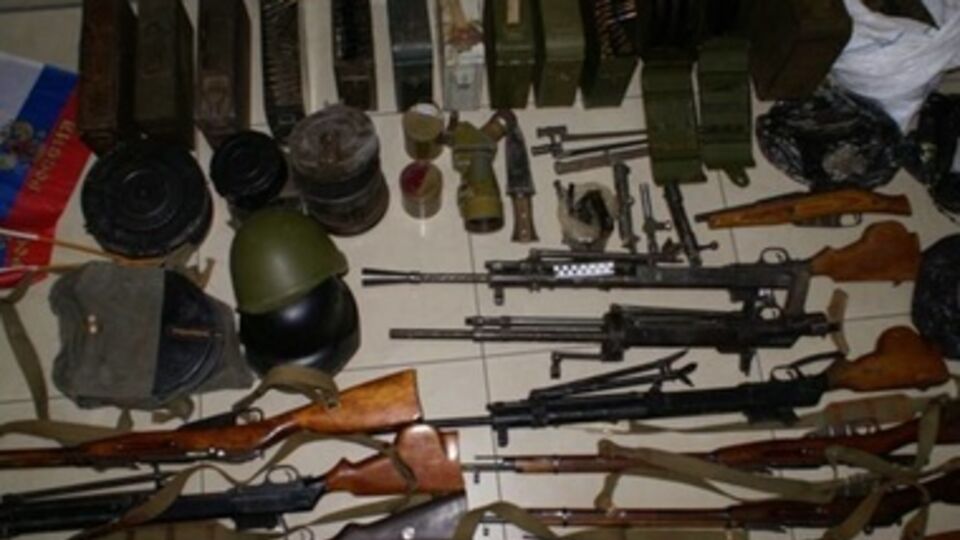У злоумышленников был изъят арсенал оружия