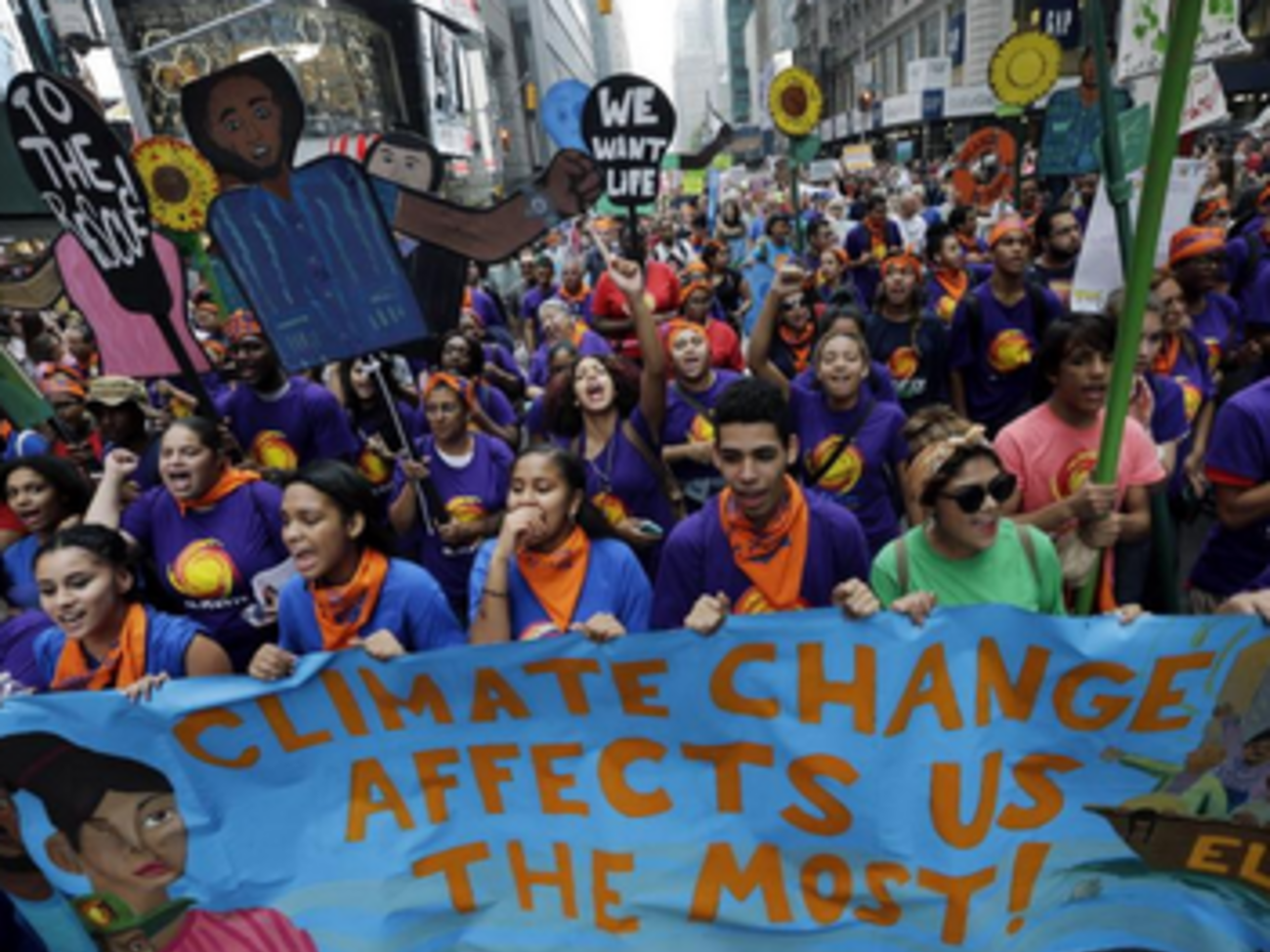 Активисты потребовали решительных действий по противодействию переменам климата