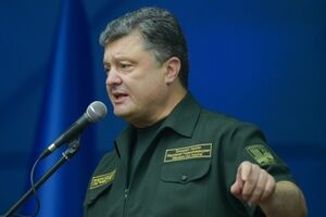 Порошенко сообщил об освобождении еще шести украинских военных