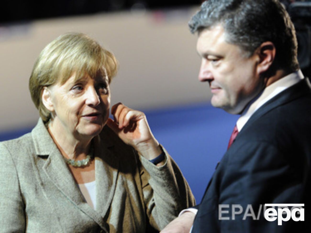 Порошенко и Меркель вновь говорили о выполнении Минских соглашений