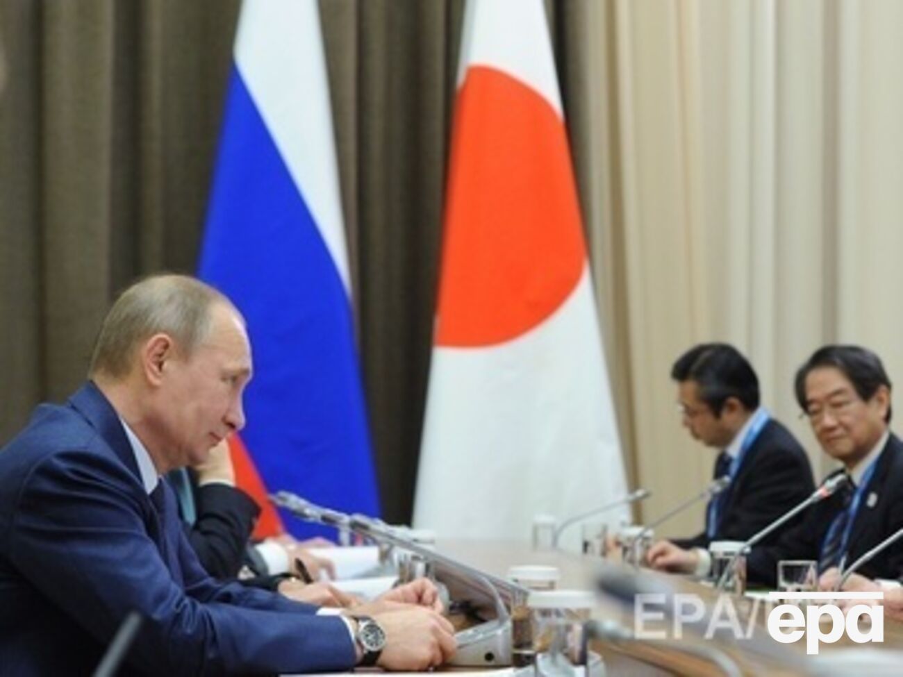 Лидеры Японии и России все равно встретятся на саммите в Пекине