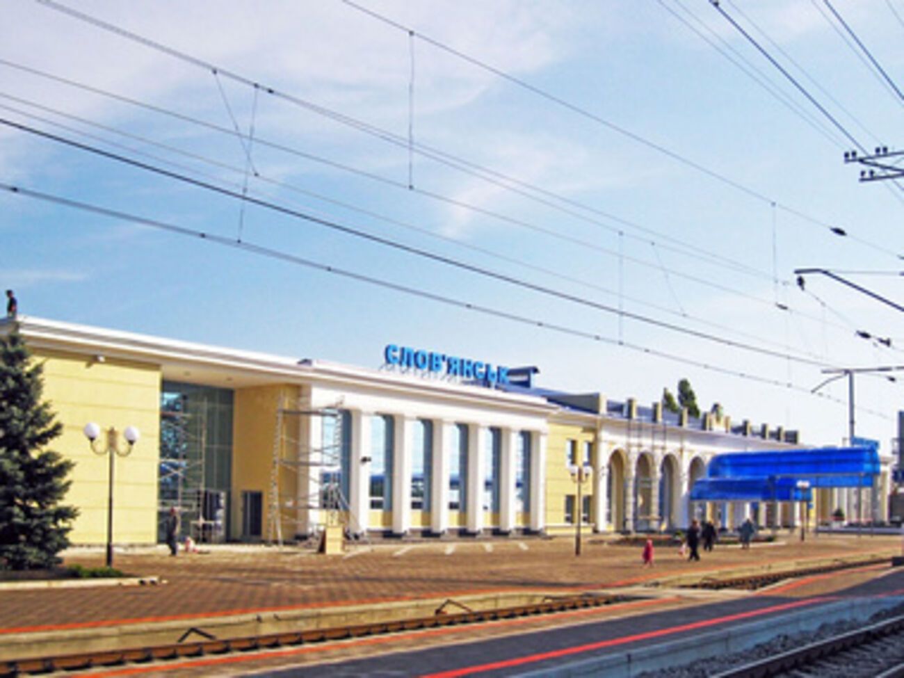 В Славянске полностью возобновили подачу воды и электроэнергии