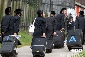 Хасиды прибывают в Умань