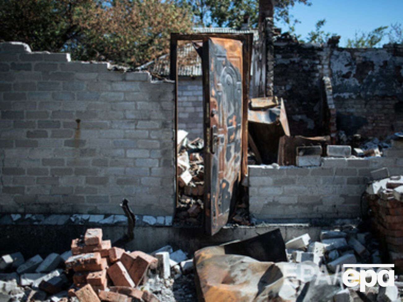 Донецк продолжают обстреливать