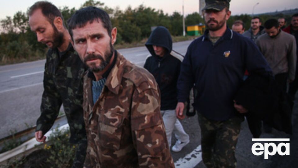 Заложники террористов получают медицинскую и психологическую помощь