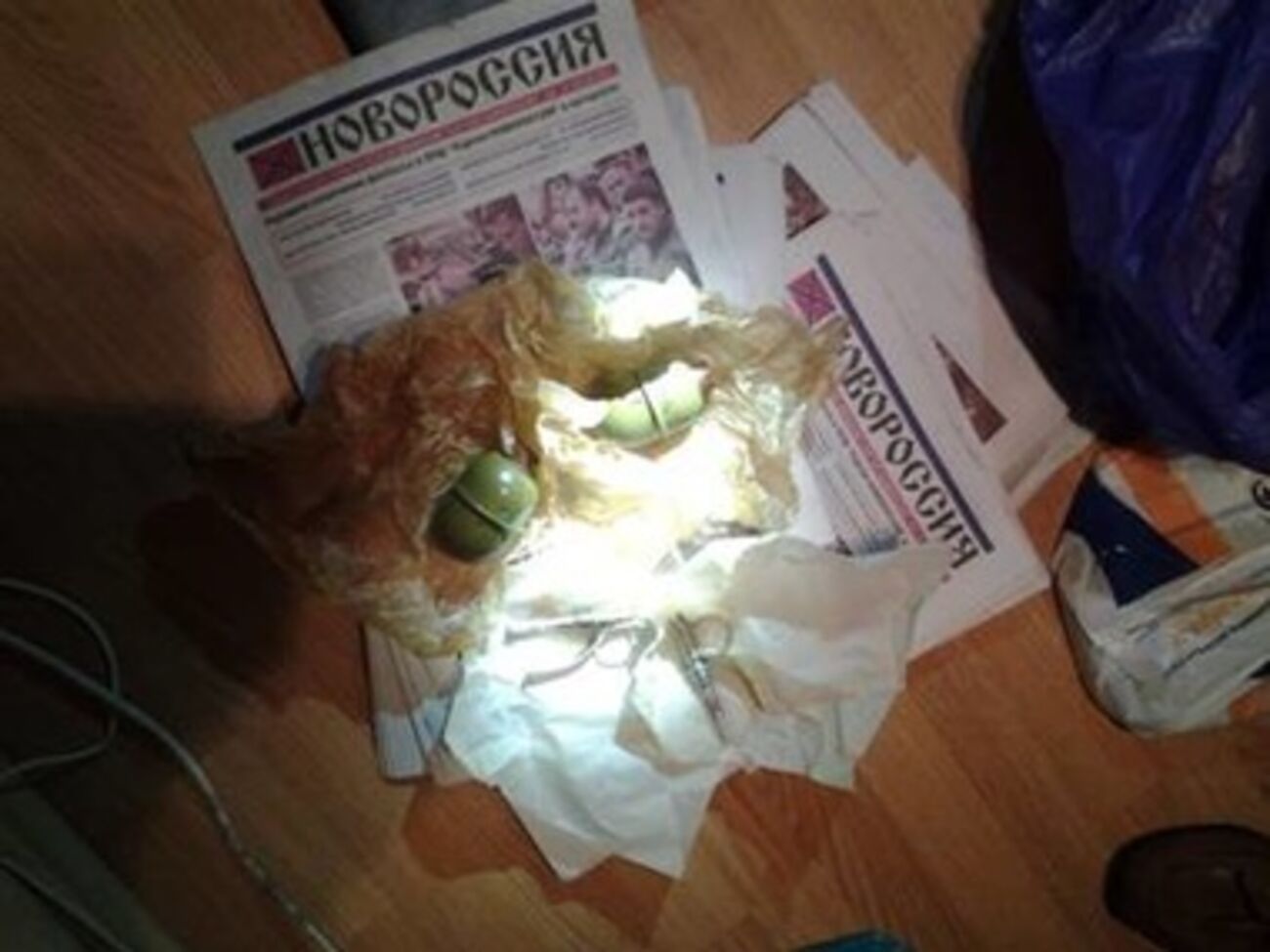 У российского агента изъяли гранаты и пророссийские агитационные материалы