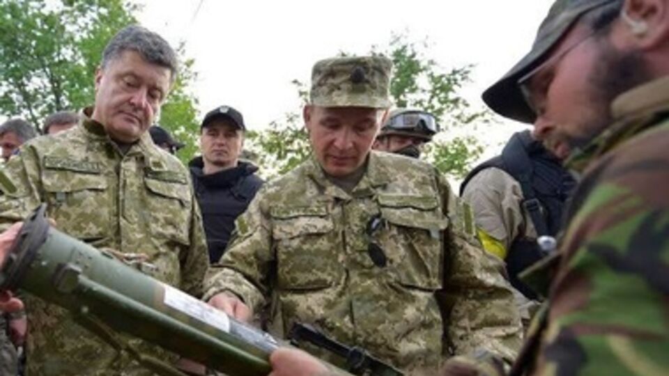 Петр Порошенко освободил продукцию оборонного назначения от налогов и таможенных пошлин