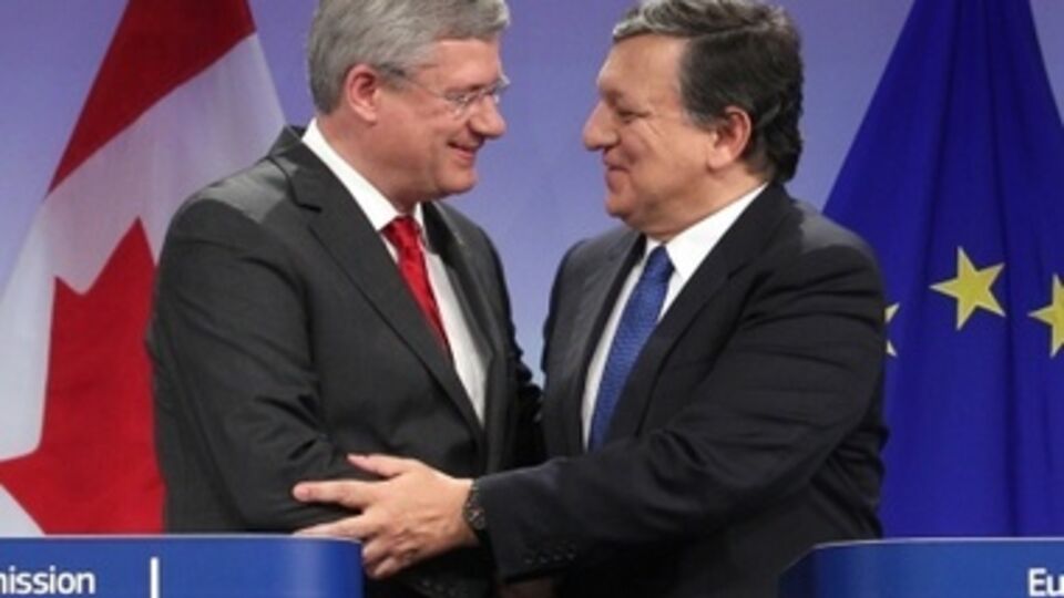 Премьер-министр Канады Стивен Харпер и президент Европейской комиссии Жозе Мануэль Баррозу встретятся в Оттаве