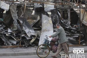 Из-за поваленных деревьев в Донецке остановлено движение троллейбусов и трамваев