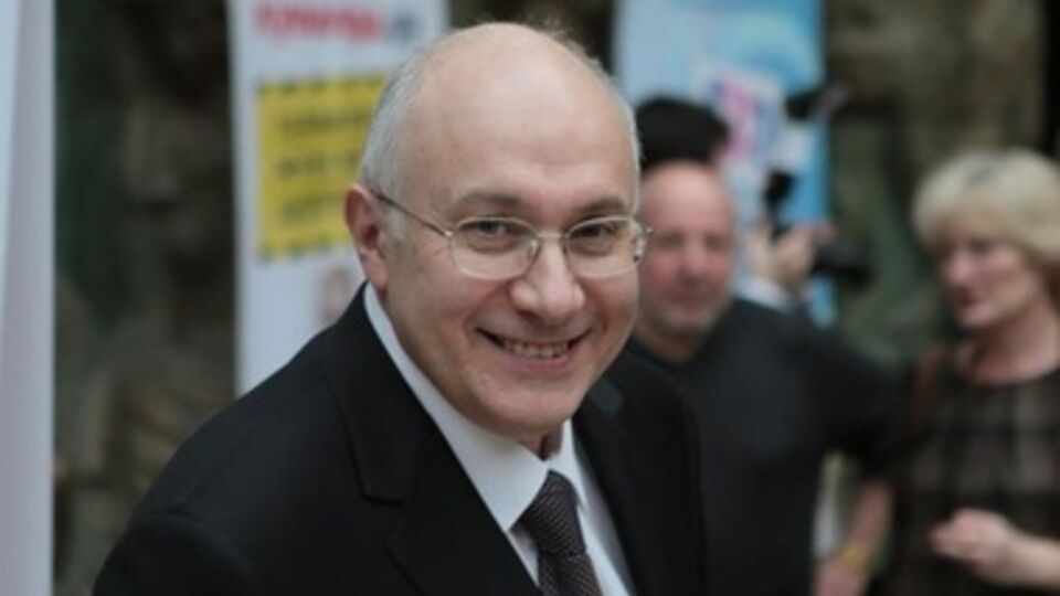 Матвей Ганапольский: Заметим, что это очень красивая история. Такая же красивая, как Катынь, где поляков убило НКВД, но повесили на немцев