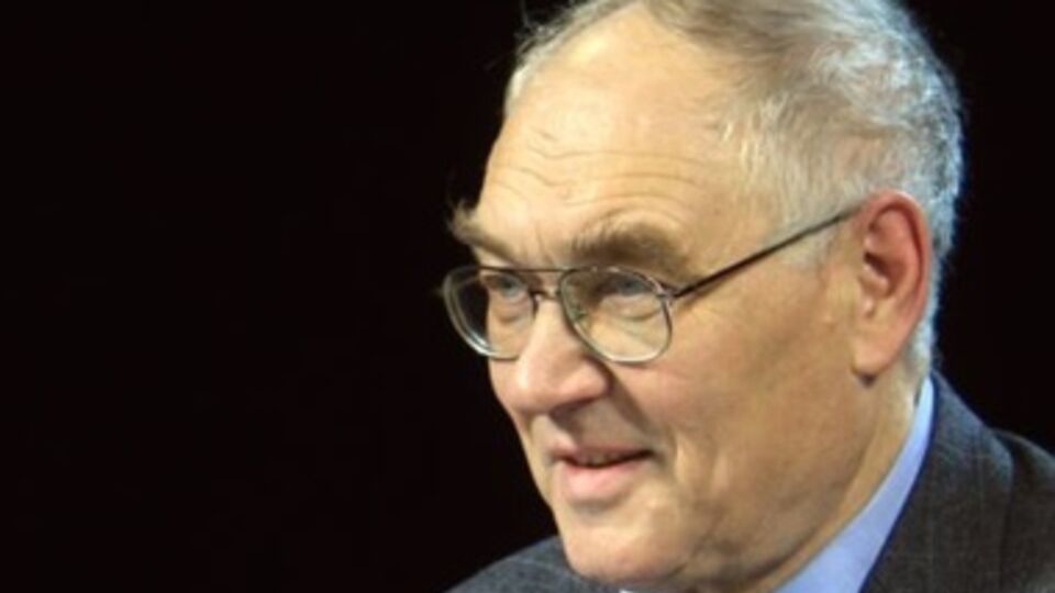 Гудков: Украинская власть должна была сразу запретить российские телеканалы