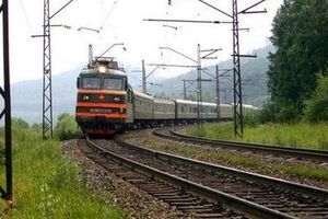 Движение пассажирских поездов дальнего следования со станции Донецк не осуществлялось с 12 августа