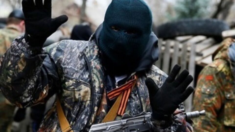 Террористы в Луганской области ведут между собой перестрелки