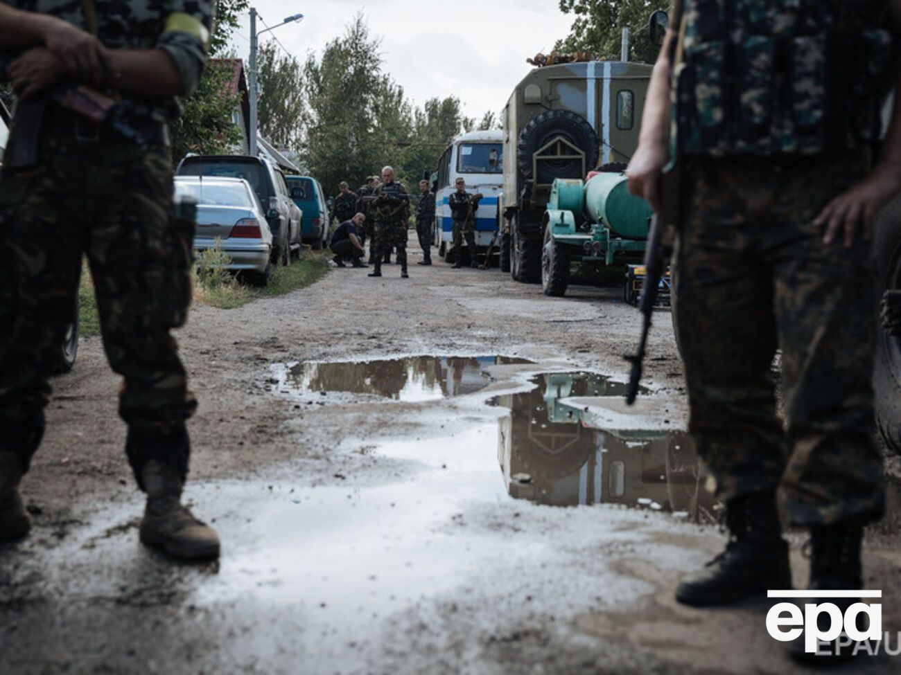 Украинские силовики задерживают боевиков в освобожденных населенных пунктах