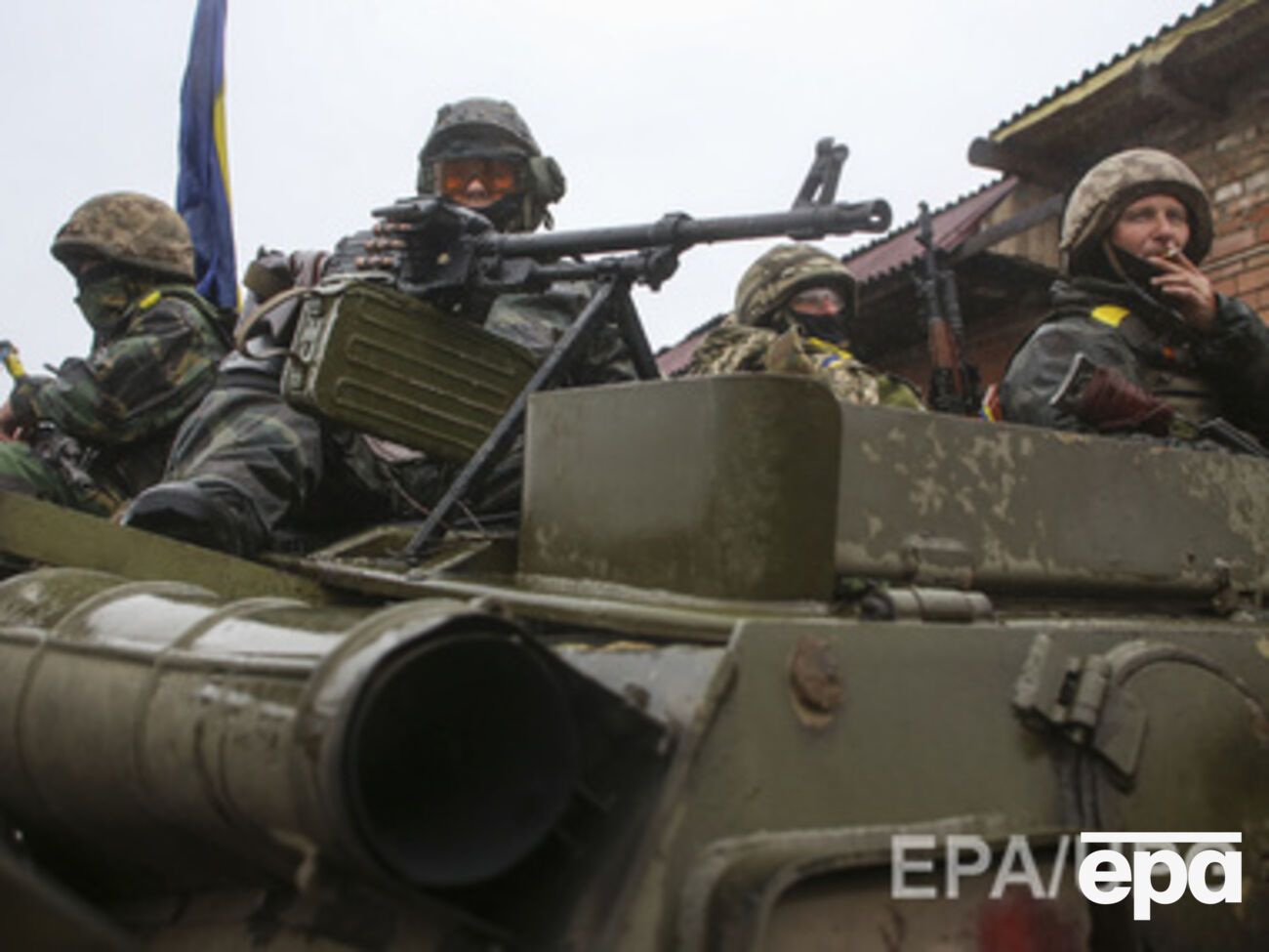 Одеть силовиков в зимнюю форму в министерстве обещают до конца сентября