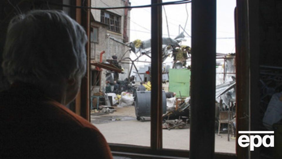 В Донецке весь день раздаются залпы орудий