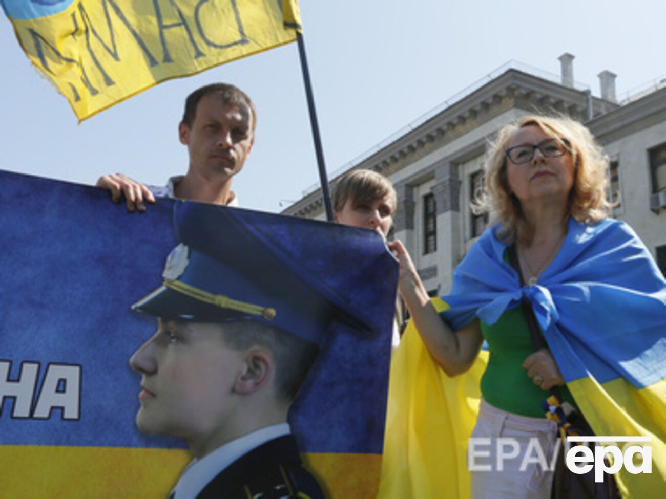 Савченко перевезли из Воронежа в Москву