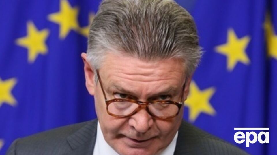 Карел де Гюхт заявил, что причин для смягчения санкций против России нет