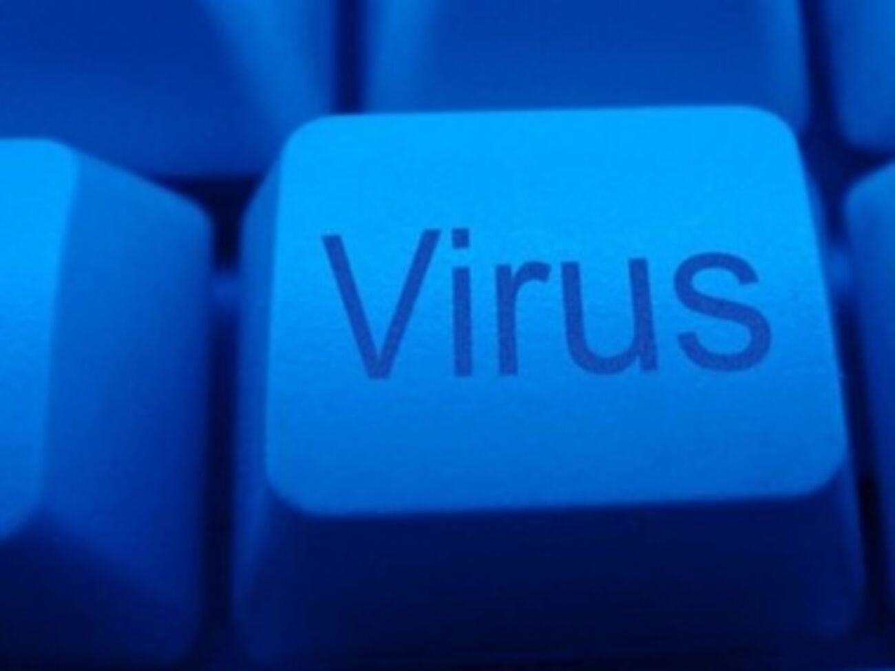 В приложениях к письмам есть вредоносные программы