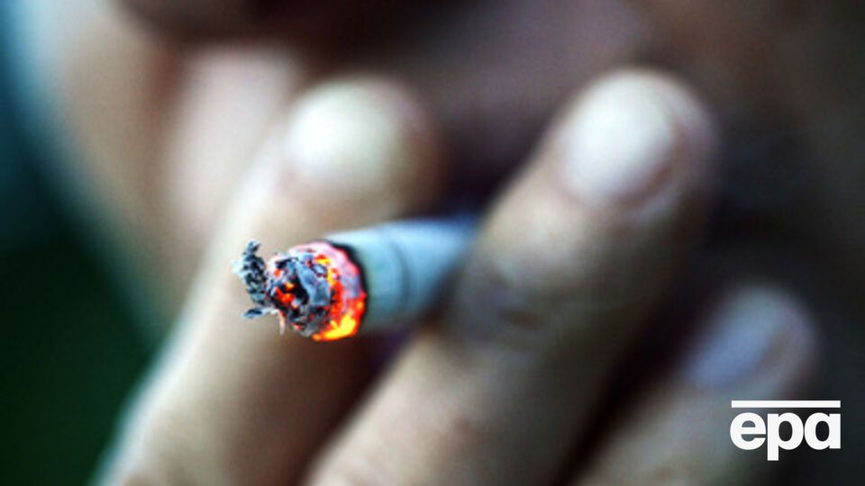 Во Франции "унифицируют" сигареты