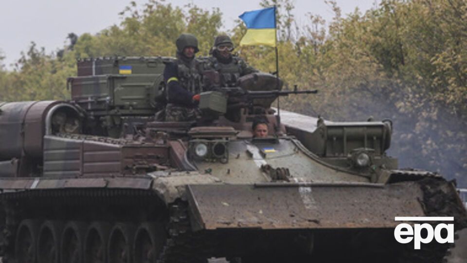 Украина пока не будет выводить тяжелую технику из зоны АТО