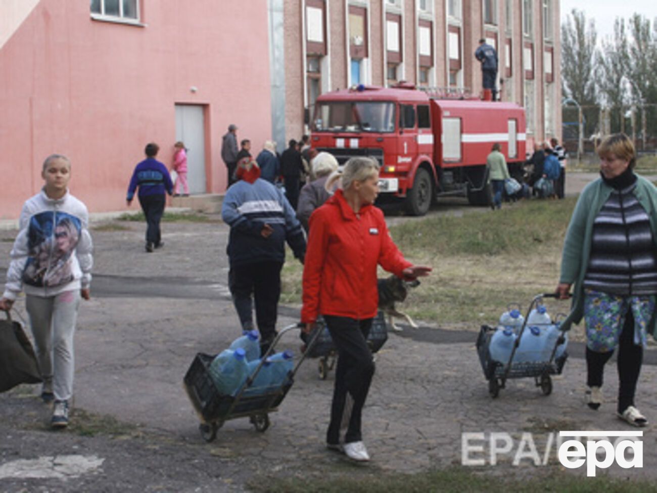 В Донецке продолжаются обстрелы