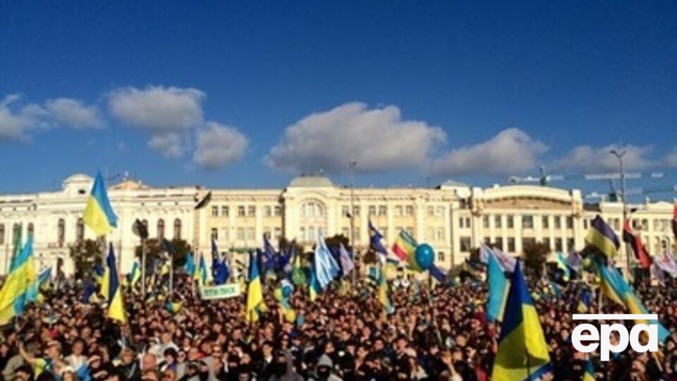 Антон Геращенко: Скажу в стиле Леся Подервянского, но без мата: сегодня харьковчан на митинге за Единую европейскую Украину было очень много!