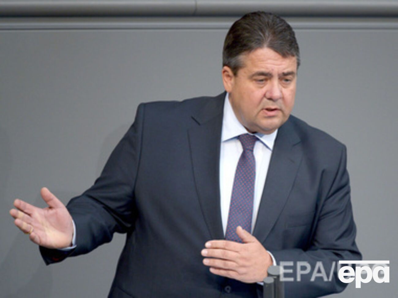 Габриэль считает, что предварительные прогнозы роста немецкой экономики были слишком оптимистичными