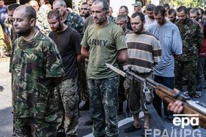 Порошенко: За то время, пока продолжается перемирие, более тысячи украинцев вернулись из плена домой