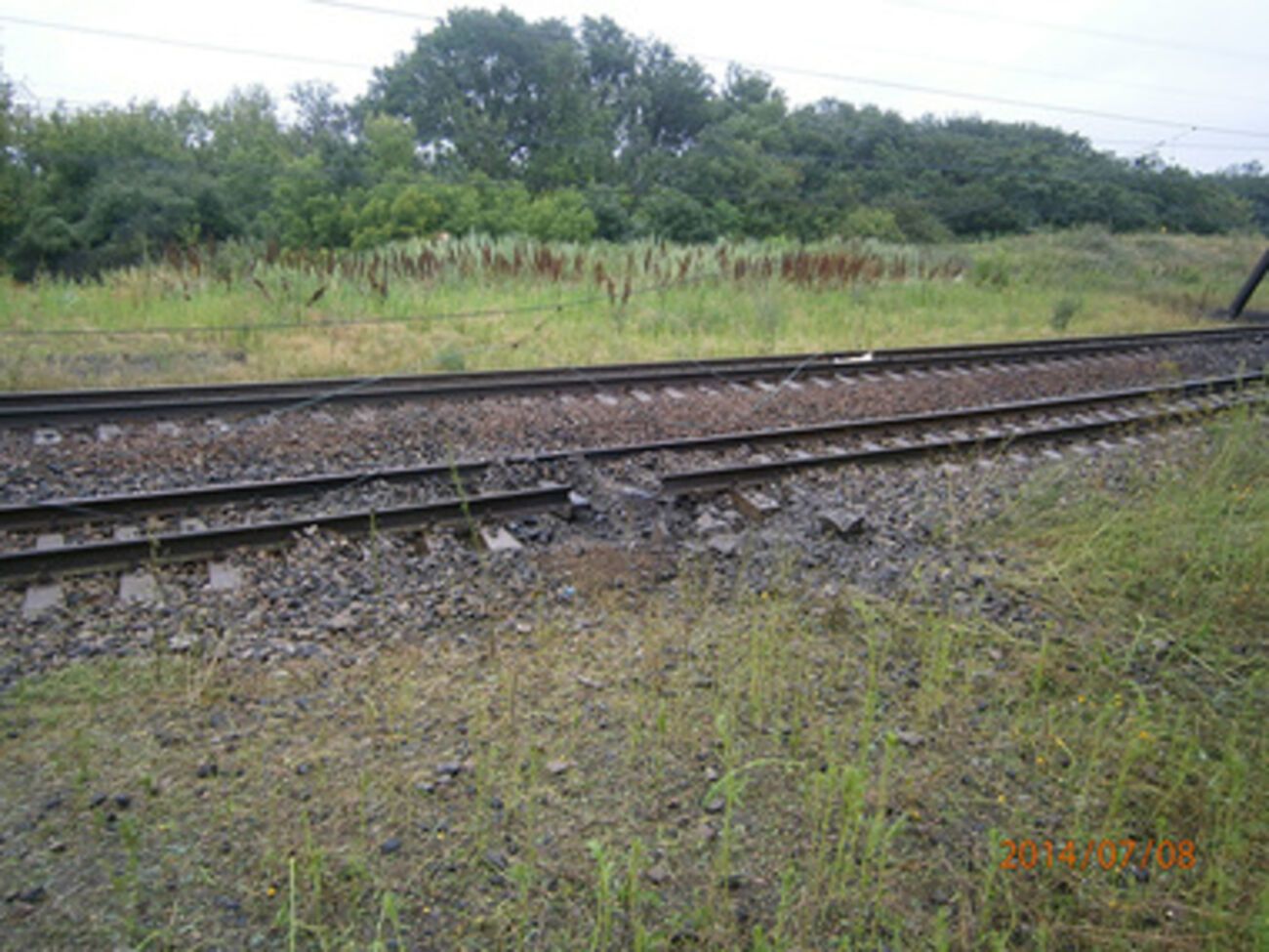 В результате подрыва была повреждена одна из железнодорожных стрелок