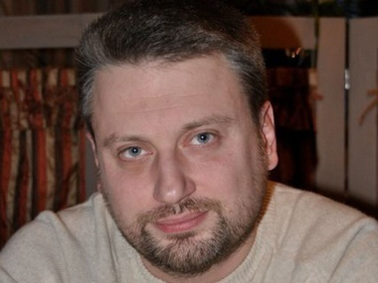 Землянский: Если вы ведете переговоры о газе --- ведите их и не занимайтесь ерундой. Если воюете --- объявляйте военное положение