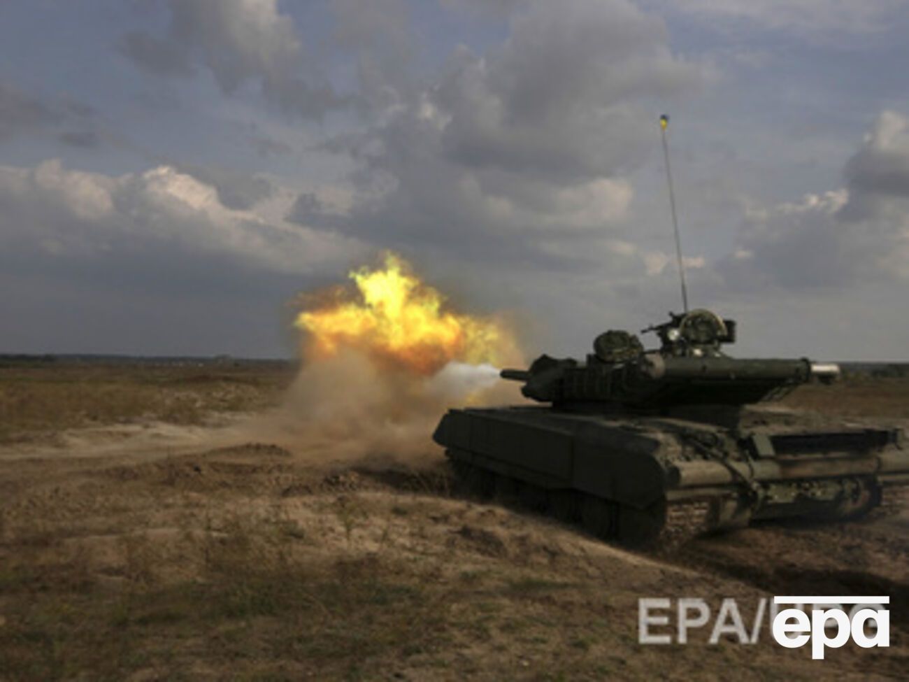 Военные уничтожают технику террористов