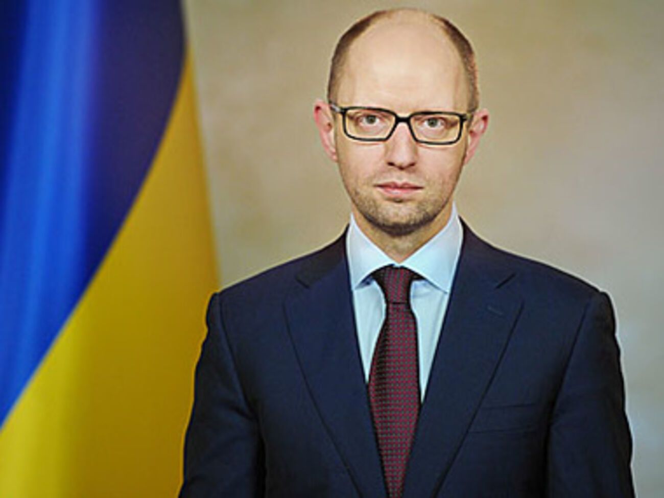 Яценюк обратился к Турчинову с просьбой созвать внеочередное заседание Рады