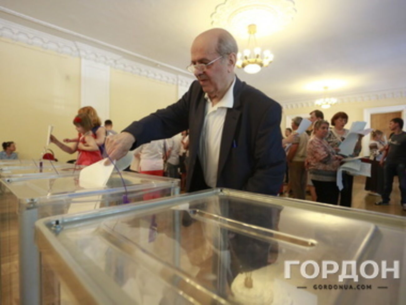 Треть украинцев пока не знает, за кого голосовать