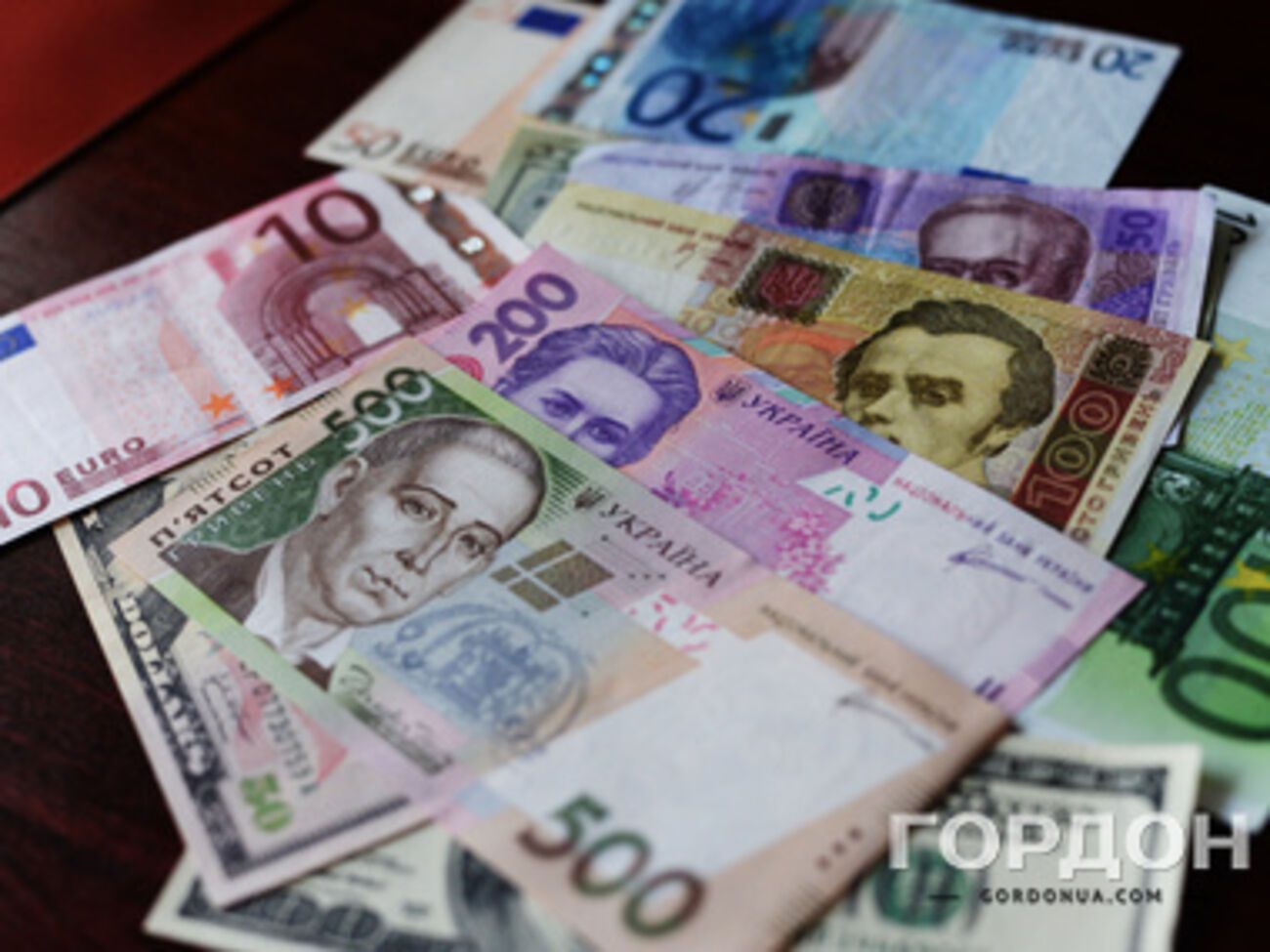 Госзакупки приносят Украине значительные убытки