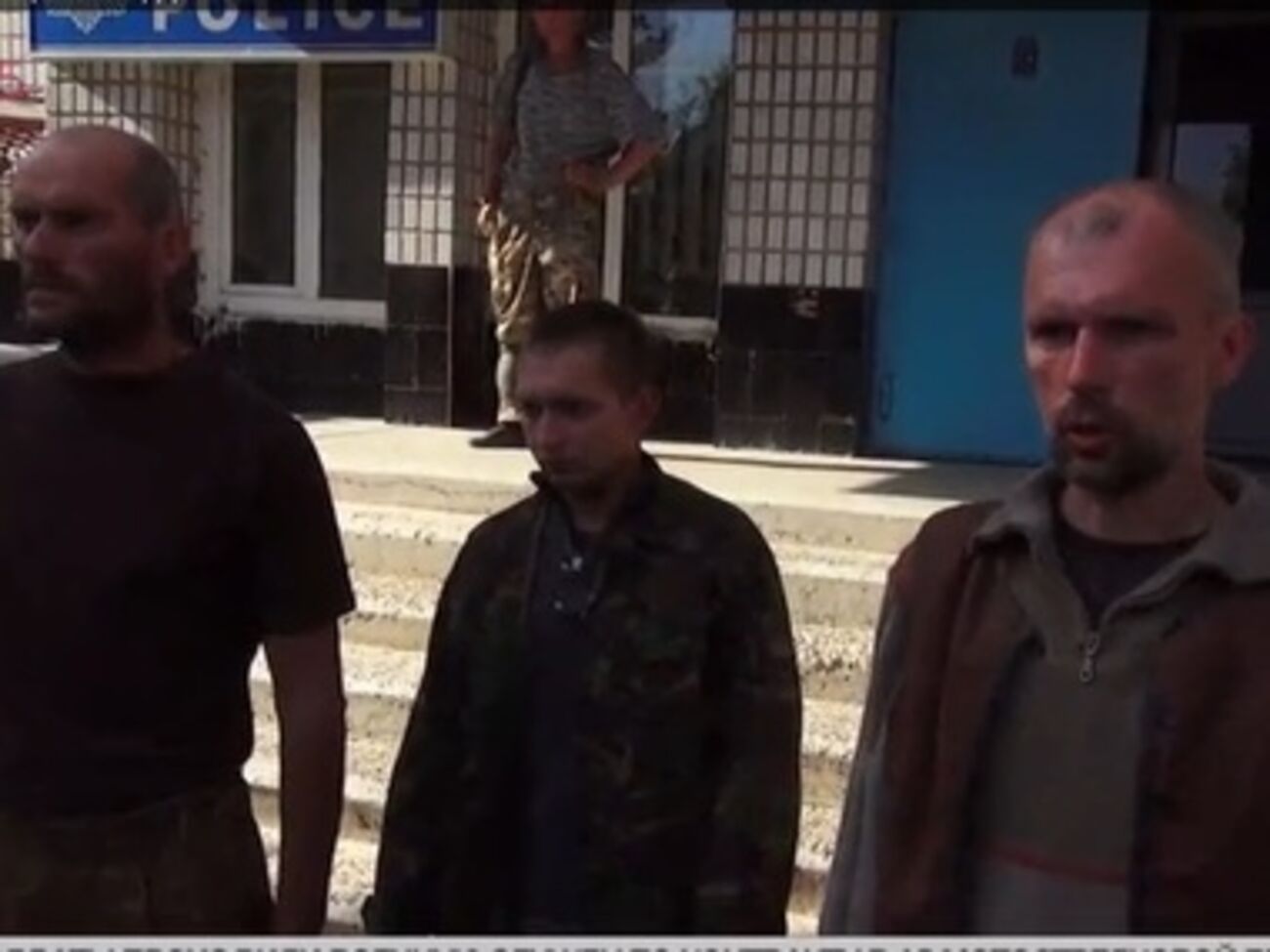 Пленные украинские солдаты в Старобешево