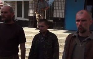 Пленные украинские солдаты в Старобешево