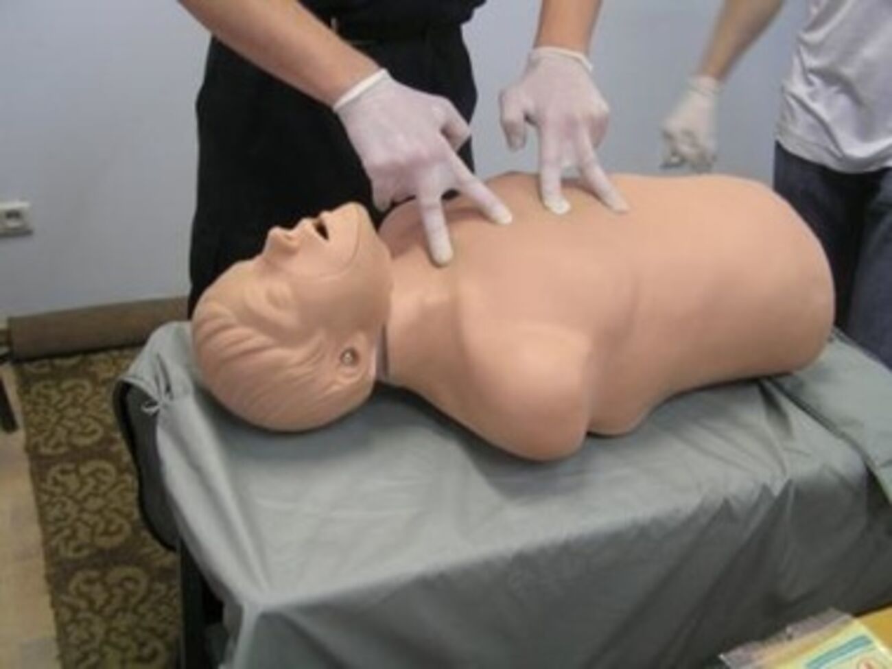 Во Львове всех желающих будут учить приемам медпомощи