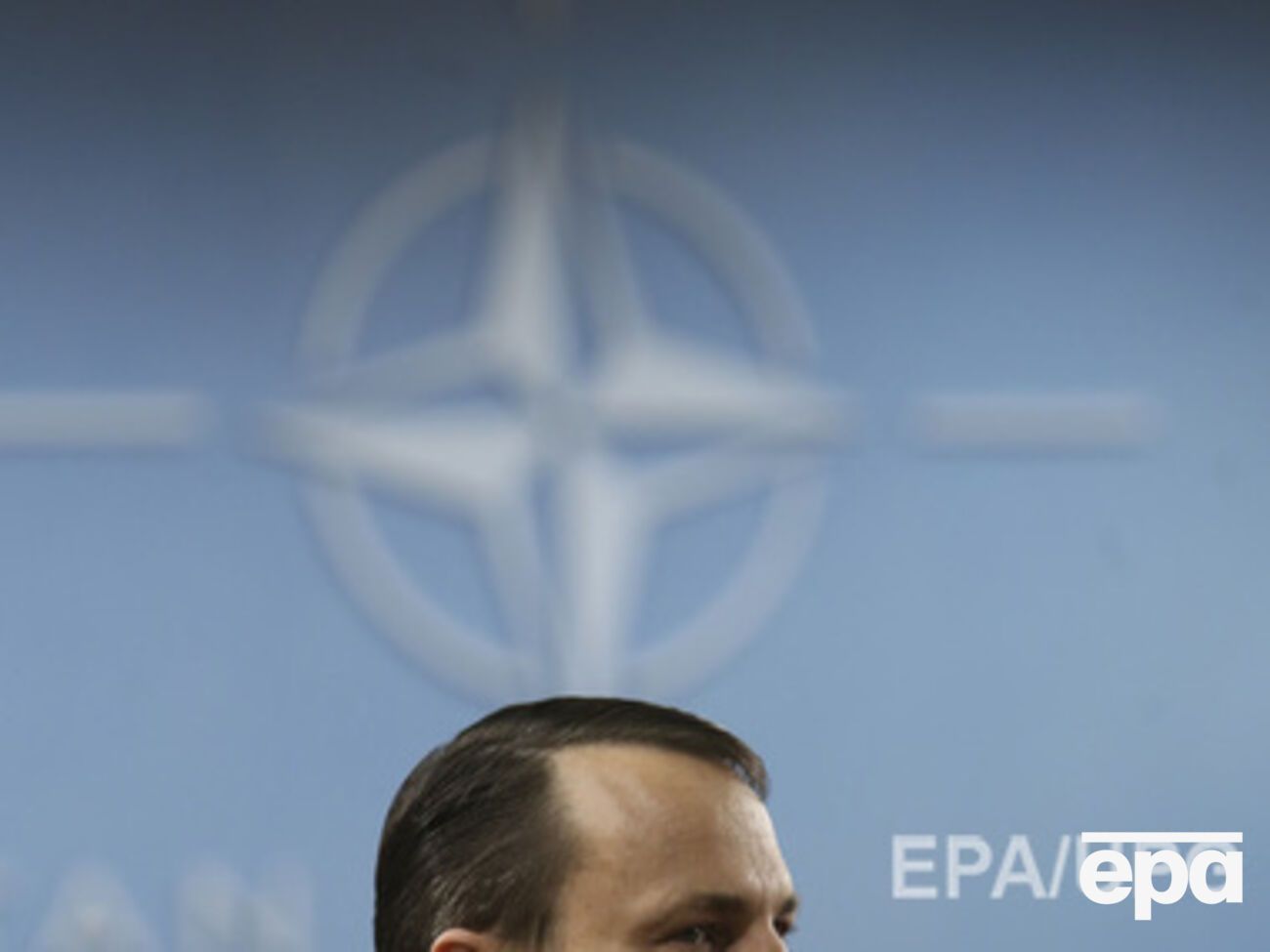 Сикорский призывает страны-подписанты Будапештского меморандума помочь Украине