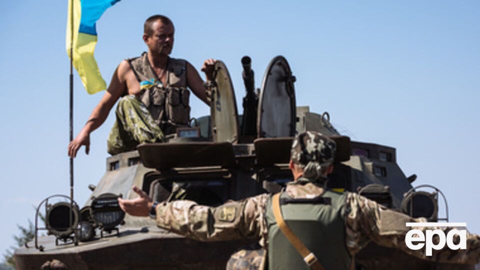 Лысенко: В бою за аэропорт Луганск уничтожены около 100 боевиков