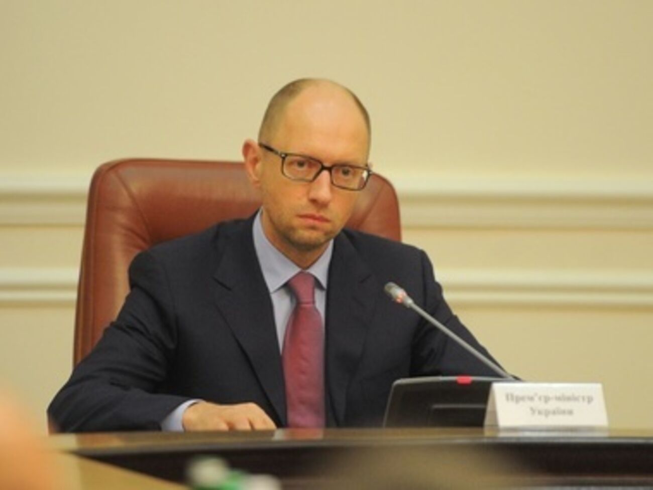 Арсений Яценюк: Украине необходима новая оборонная доктрина