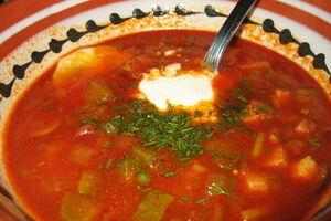 Борщ обещают готовить по традиционному рецепту, с пампушками и чесноком