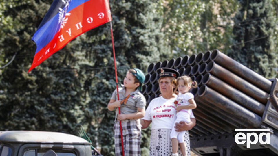 Минобразования напоминает всем педагогам, что их миссия – воспитывать высокие моральные качества