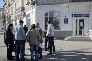 Работники портофлота грозят забастовками