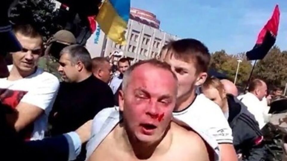 Нестору Шуфричу не удалось мирно поговорить с активистами