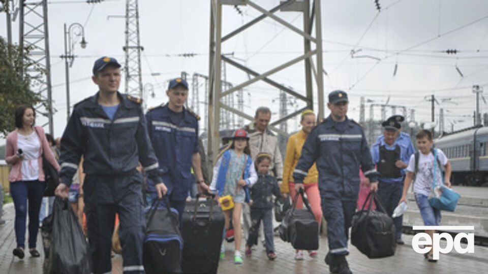 Переселенцев с Донбасса далеко не везде встречают радушно