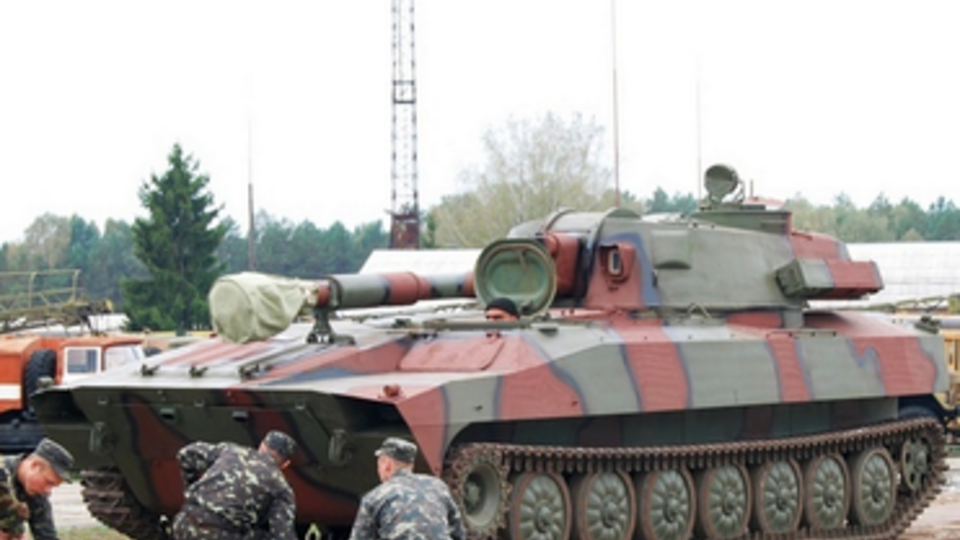 В Ровненской области отремонтировали два десятка артиллерийских установок "Гвоздика" для армии. Фоторепортаж