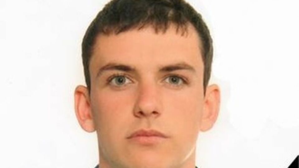 Один из погибших --- Андрей Карабинович