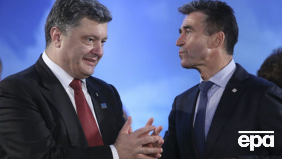 Генеральный секретарь НАТО Андерс Фог Расмуссен и украинский президент Петр Порошенко